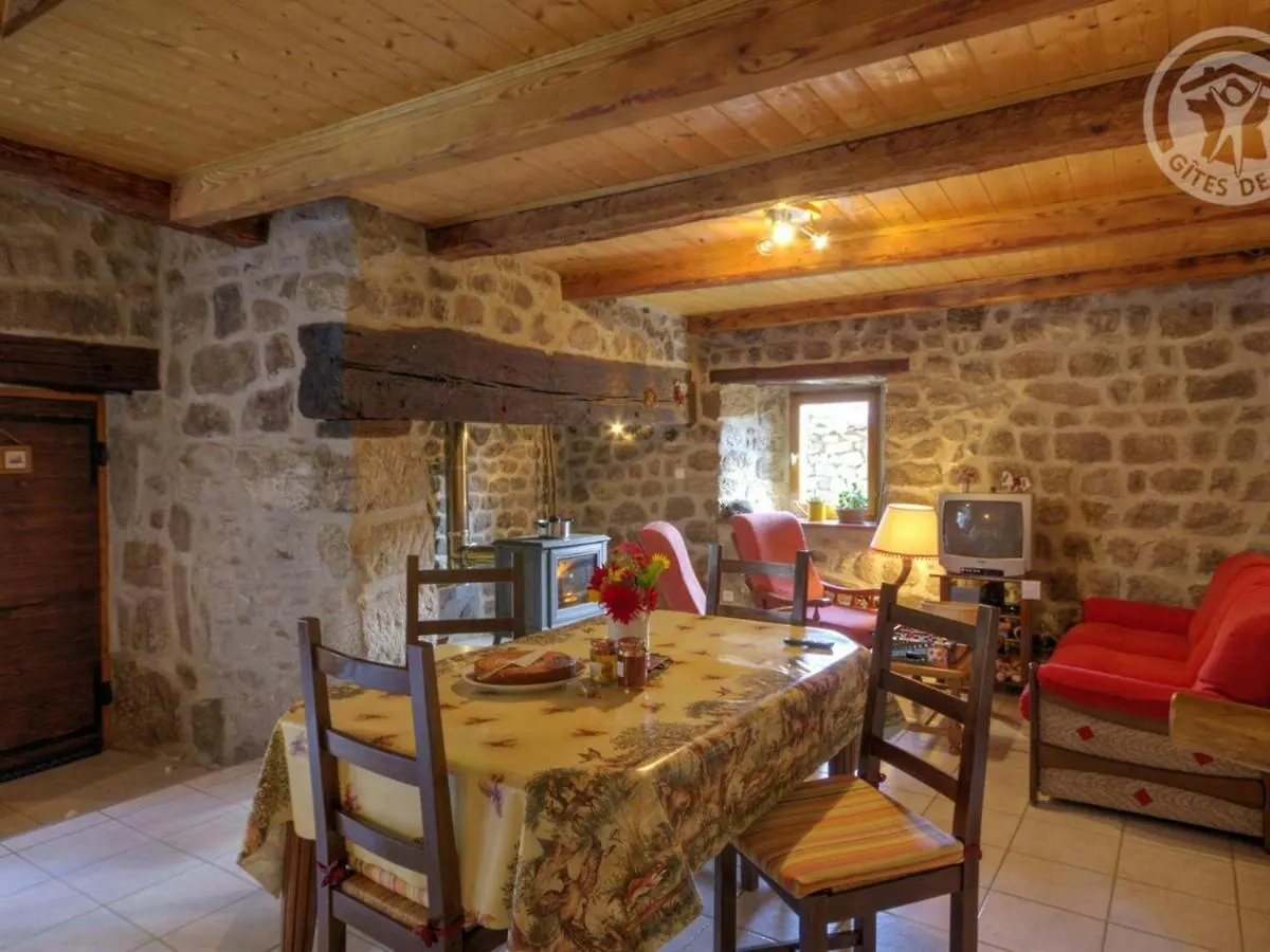 Charmant Gite 16E Siecle Avec Cheminee, Terrasse Et Jardin, Proche Ski Et Vtt, Wifi Inclus - Fr-1-496-101 Burdignes